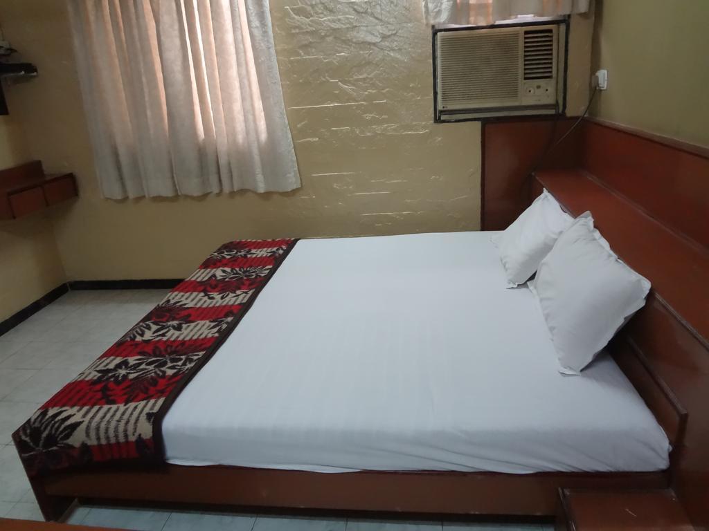 Hotel Happy Home Mumbai Ngoại thất bức ảnh