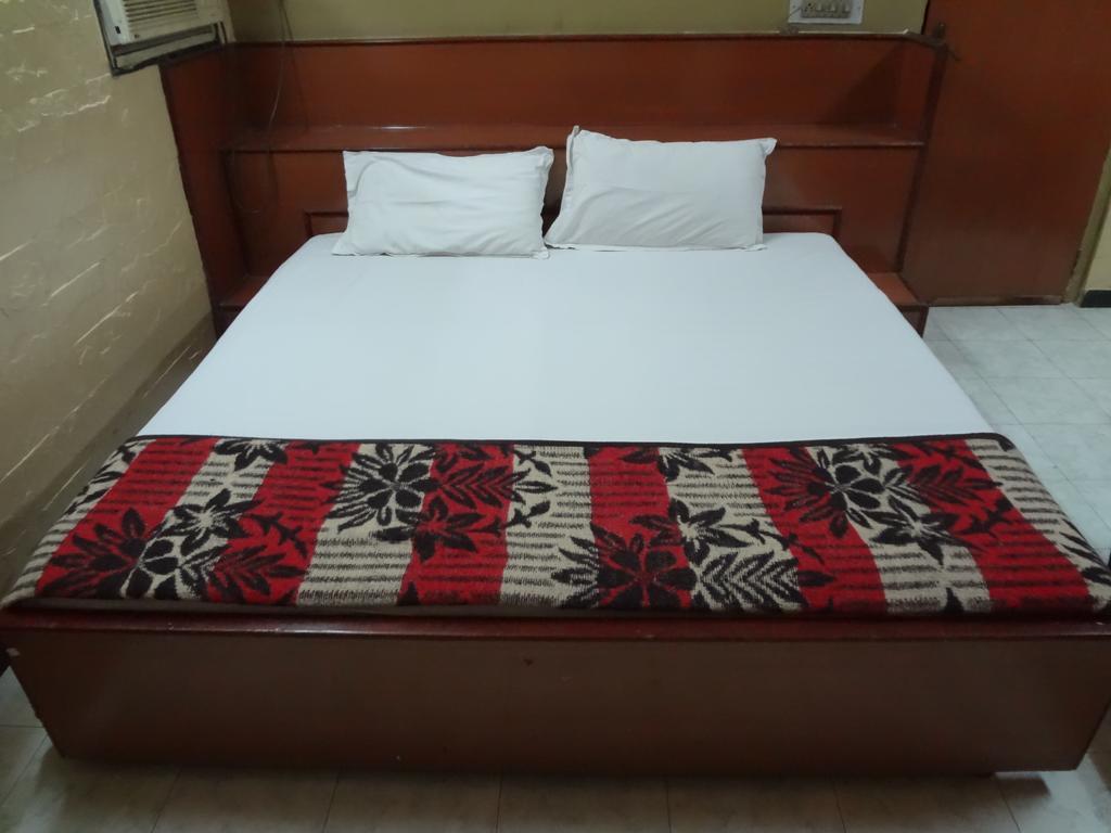 Hotel Happy Home Mumbai Ngoại thất bức ảnh