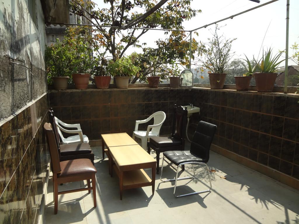 Hotel Happy Home Mumbai Ngoại thất bức ảnh