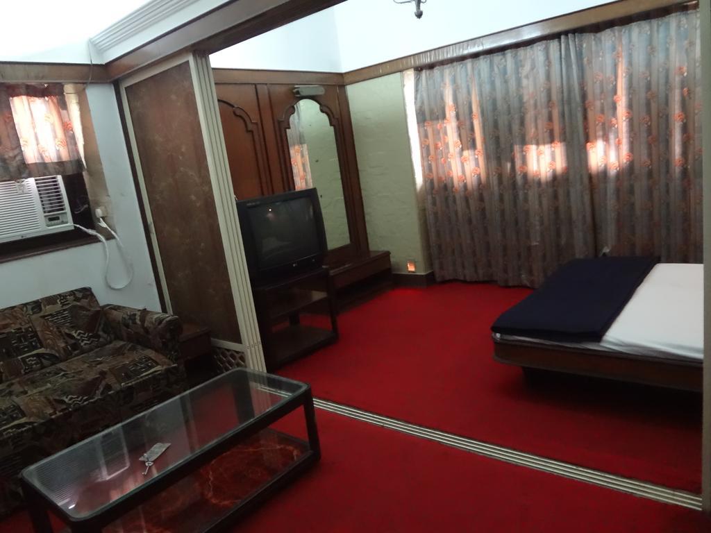 Hotel Happy Home Mumbai Ngoại thất bức ảnh