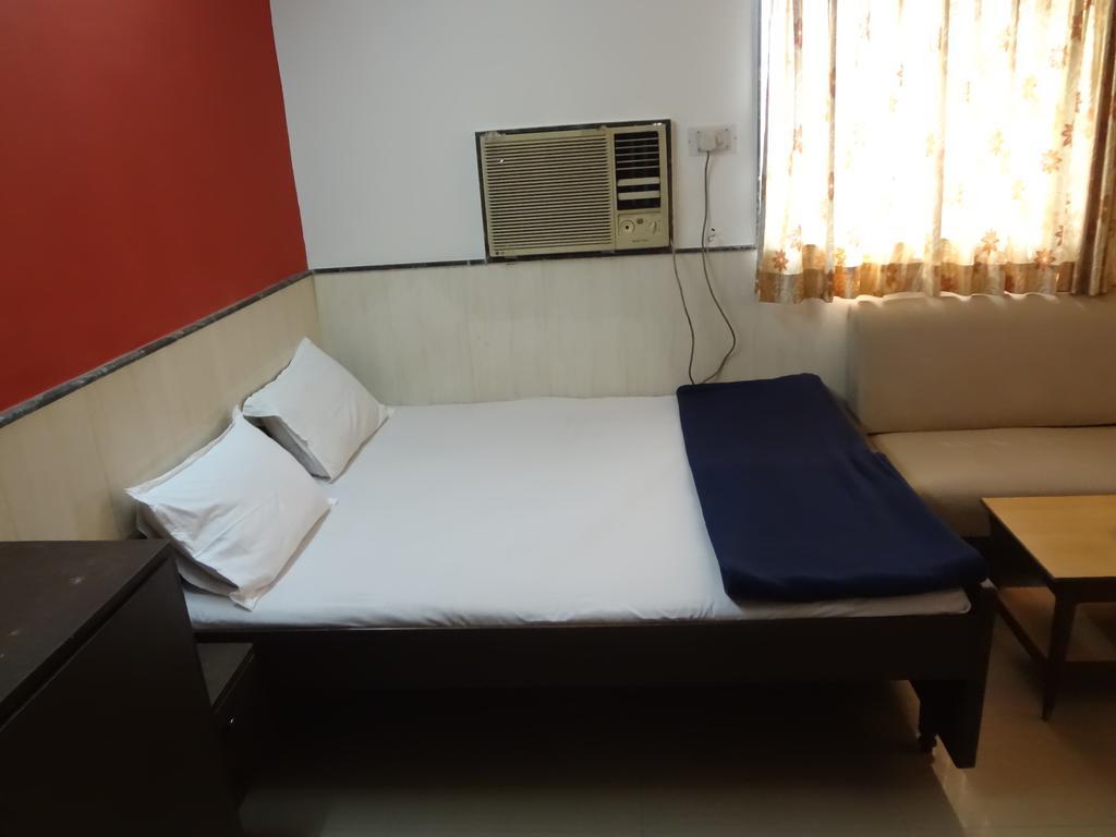 Hotel Happy Home Mumbai Ngoại thất bức ảnh