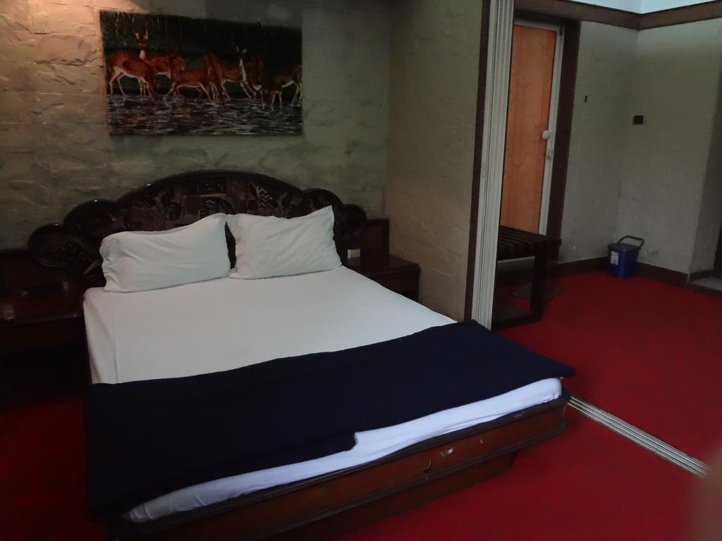 Hotel Happy Home Mumbai Ngoại thất bức ảnh