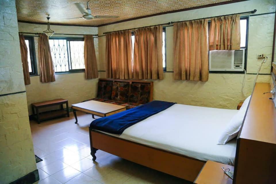 Hotel Happy Home Mumbai Ngoại thất bức ảnh