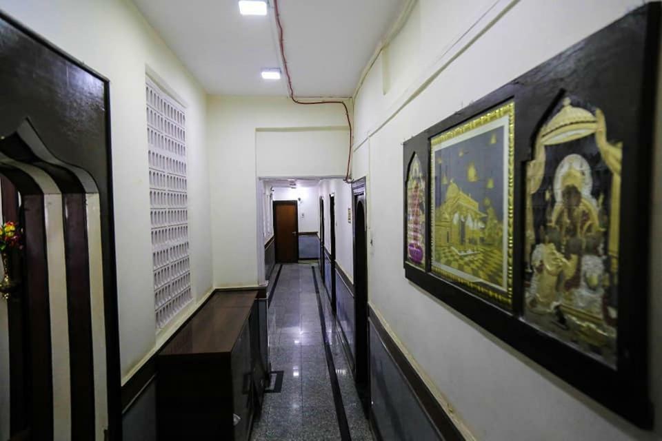 Hotel Happy Home Mumbai Ngoại thất bức ảnh