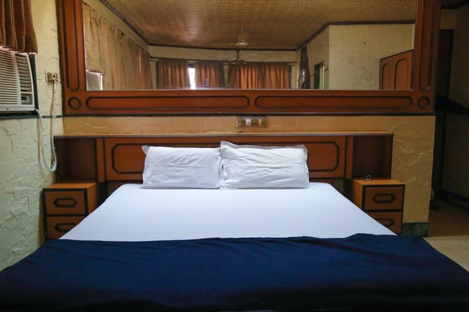 Hotel Happy Home Mumbai Ngoại thất bức ảnh