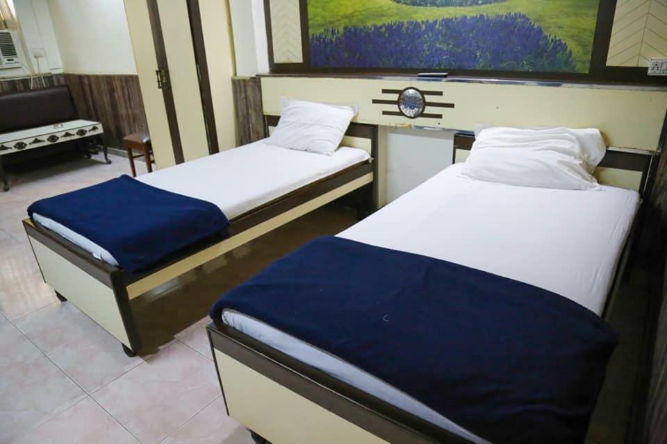Hotel Happy Home Mumbai Ngoại thất bức ảnh