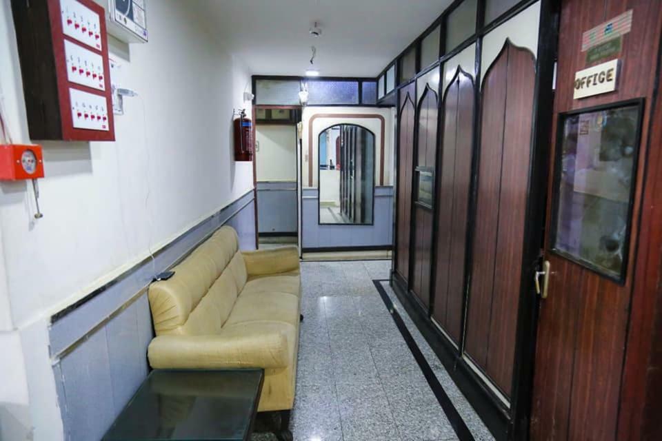 Hotel Happy Home Mumbai Ngoại thất bức ảnh