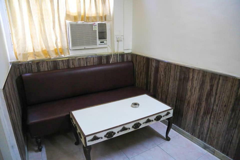 Hotel Happy Home Mumbai Ngoại thất bức ảnh