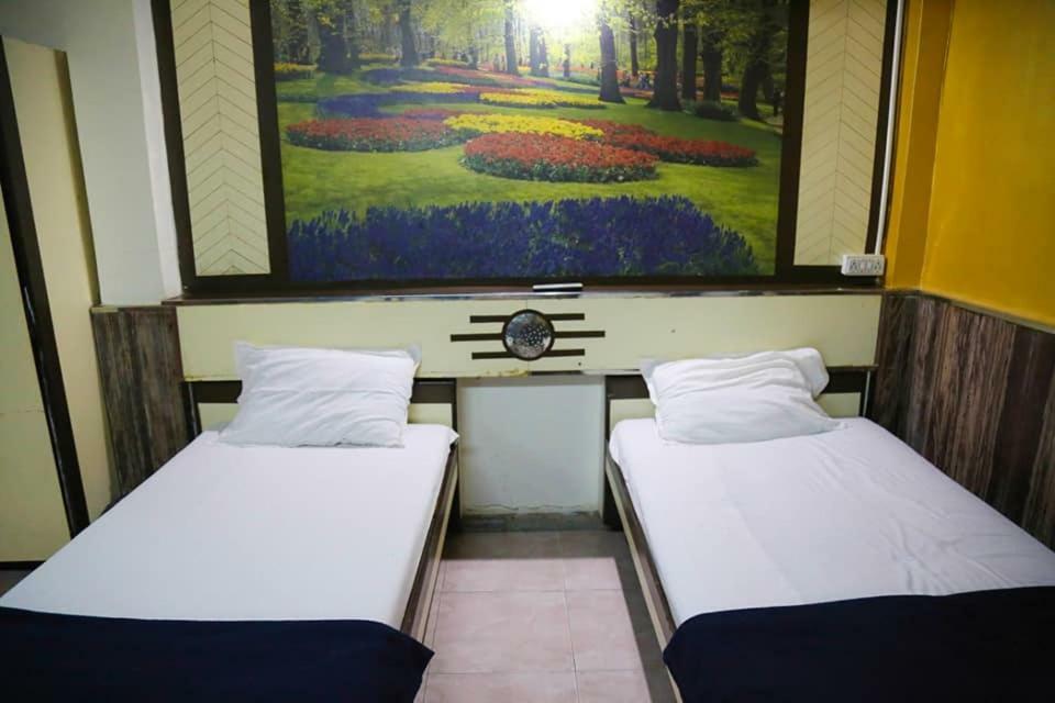 Hotel Happy Home Mumbai Ngoại thất bức ảnh