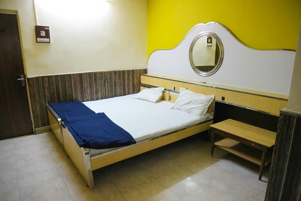 Hotel Happy Home Mumbai Ngoại thất bức ảnh